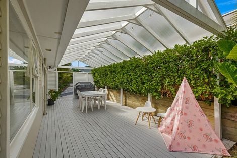 Photo of property in 39 Keegan Drive, Massey, Auckland, 0614