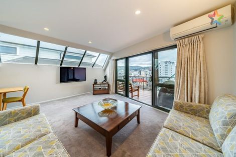 Photo of property in Vein & Skin, 38a Roxburgh Street, Mount Victoria, Wellington, 6011