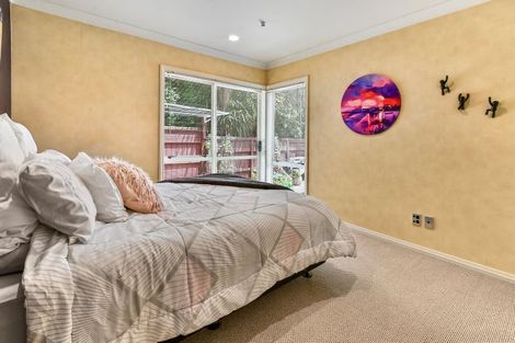Photo of property in 146 Charles Prevost Drive, The Gardens, Auckland, 2105
