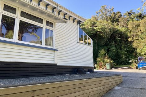 Photo of property in 17- 19 Kilgour Road, Greymouth, 7805