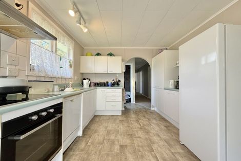Photo of property in 98 Arawa Crescent, Tokoroa, 3420