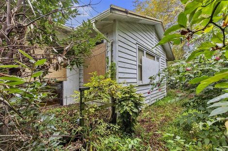 Photo of property in 1/2 Kowhai Avenue, Mangere Bridge, Auckland, 2022