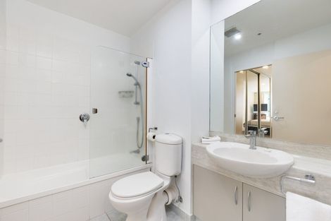 Photo of property in 12 Maunganui Road, Mount Maunganui, 3116
