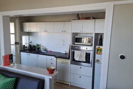 Photo of property in 31c Hall Street, Newtown, Wellington, 6021