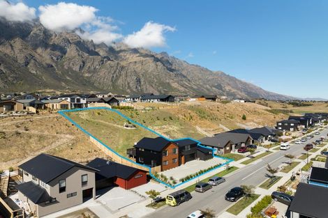 Photo of property in 31 Muster Road, Jacks Point, 9371