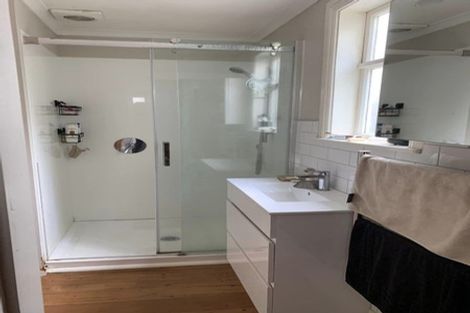 Photo of property in 98 Wallace Street, Mount Cook, Wellington, 6021