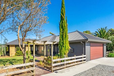 Photo of property in 3 Waiteitei Road, Wellsford, 0974