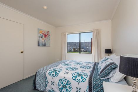 Photo of property in 146 Guildford Drive, Paraparaumu Beach, Paraparaumu, 5032