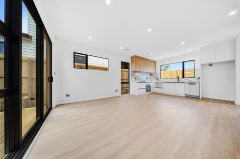 Photo of property in 7b Waimai Avenue, Weymouth, Auckland, 2103