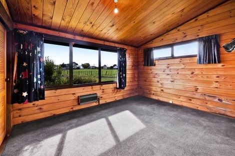 Photo of property in 11 Warwick Road, Stratford, 4332