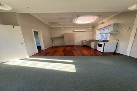Photo of property in 429 Adelaide Road, Berhampore, Wellington, 6023