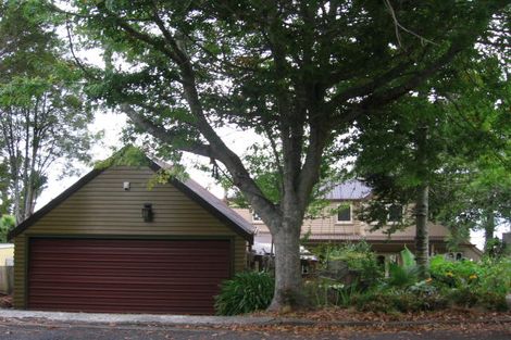 Photo of property in 14 Miha Road, Titirangi, Auckland, 0604