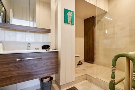 Photo of property in Tennyson Apartments, 4/25 Tennyson Street, Te Aro, Wellington, 6011