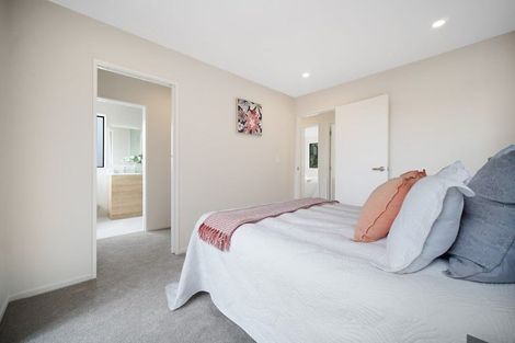 Photo of property in 21 Bolton Place, Otara, Auckland, 2023