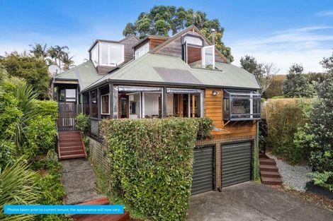 Photo of property in 2/36 Beulah Avenue, Rothesay Bay, Auckland, 0630