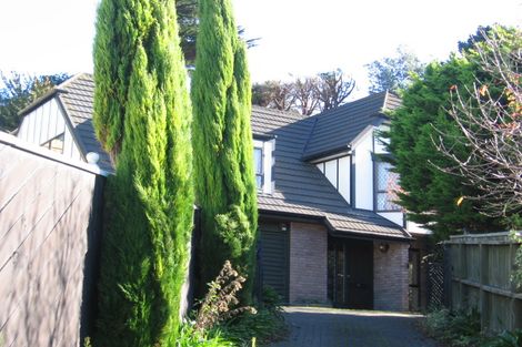 Photo of property in 117 Churton Drive, Churton Park, Wellington, 6037