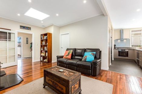 Photo of property in 13 Main Road, Titahi Bay, Porirua, 5022