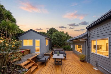 Photo of property in 108 Stapleford Crescent, Browns Bay, Auckland, 0630