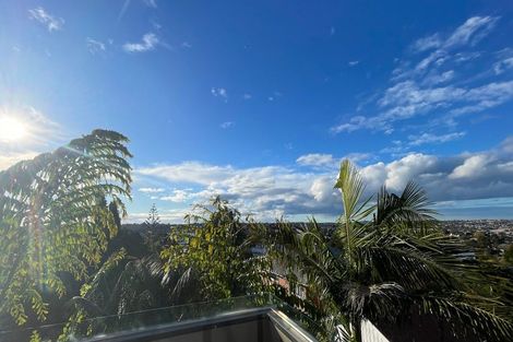 Photo of property in 1/41 High Road, Glenfield, Auckland, 0629