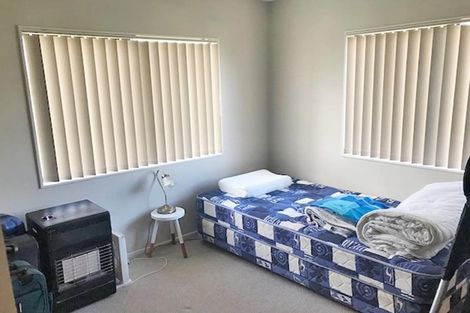 Photo of property in 39 Riverglade Parkway, Te Atatu South, Auckland, 0610