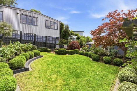 Photo of property in 40 Marine Parade, Macandrew Bay, Dunedin, 9014