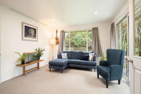 Photo of property in 2 Whitby Close, Waikawa, Picton, 7220