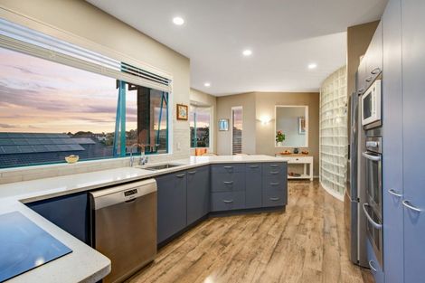 Photo of property in 12 Ascot Way, Orewa, 0931