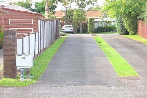 Photo of property in 2/62 Sunderlands Road, Half Moon Bay, Auckland, 2012