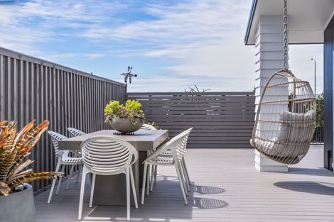 Photo of property in 45 Seagrass Place, Otaki Beach, Otaki, 5512