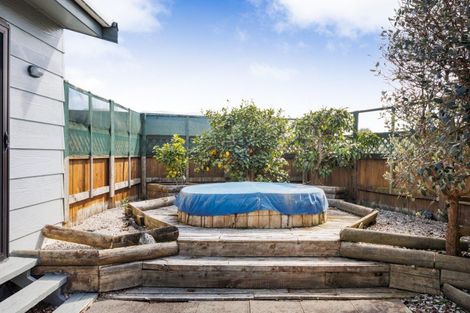 Photo of property in 18 Thomas Place, Foxton Beach, Foxton, 4815