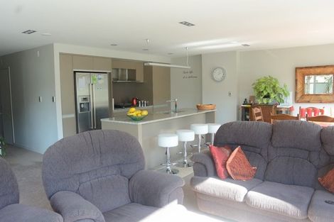 Photo of property in 11 The Mall, Mount Maunganui, 3116