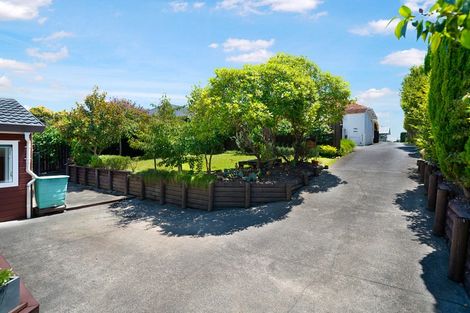 Photo of property in 1/13 Tirimoana Road, Te Atatu South, Auckland, 0602