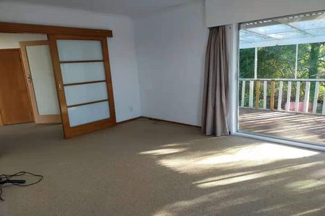 Photo of property in 29 Downing Street, Glenfield, Auckland, 0629