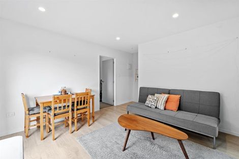 Photo of property in 10 Highway View Lane, Schnapper Rock, Auckland, 0632