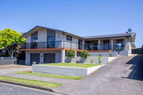 Photo of property in 115 Guy Street, Dannevirke, 4930