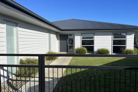 Photo of property in 17 Story Street, Foxton Beach, Foxton, 4815
