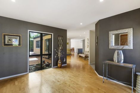 Photo of property in 17 Piriti Drive, Te Atatu Peninsula, Auckland, 0610