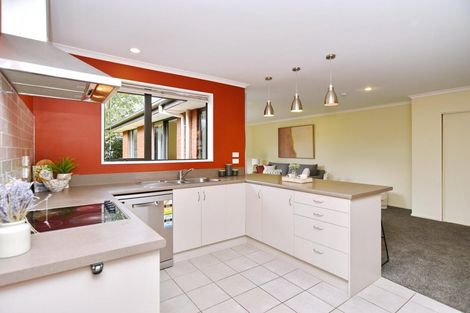 Photo of property in 11 Parkside Crescent, Northwood, Christchurch, 8051