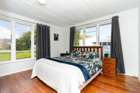 Photo of property in 297 Main Highway, Otaki, 5512