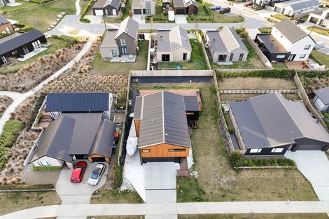 Photo of property in 41 Mount Linton Avenue, Wanaka, 9305