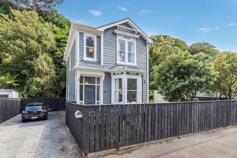 Photo of property in 326 Ohiro Road, Brooklyn, Wellington, 6021