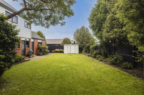 Photo of property in 2/5a Regency Crescent, Redwood, Christchurch, 8051