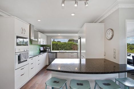 Photo of property in 27 Stella Drive, Clarks Beach, 2122