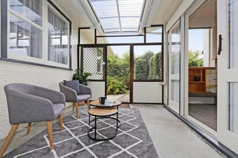 Photo of property in 2 Holyrood Street, Taradale, Napier, 4112