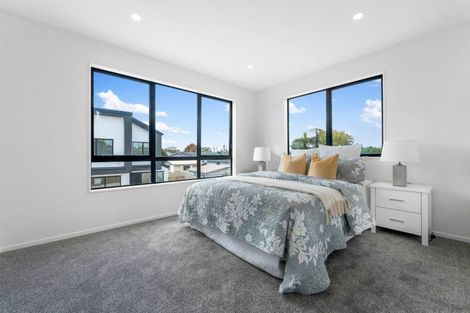 Photo of property in 3/42 Marvon Downs Avenue, Pakuranga Heights, Auckland, 2010
