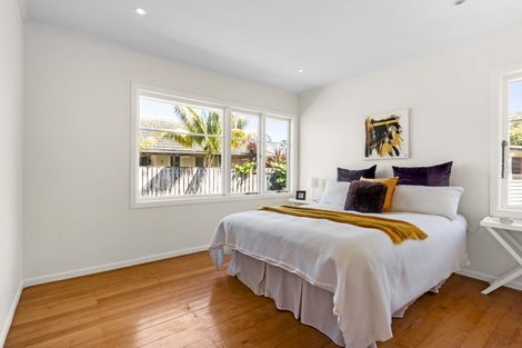 Photo of property in 51 Smythe Road, Henderson, Auckland, 0612
