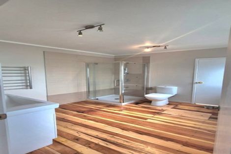 Photo of property in 40 Evans Road, Weymouth, Auckland, 2103