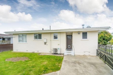 Photo of property in 44 Holdsworth Avenue, Milson, Palmerston North, 4414