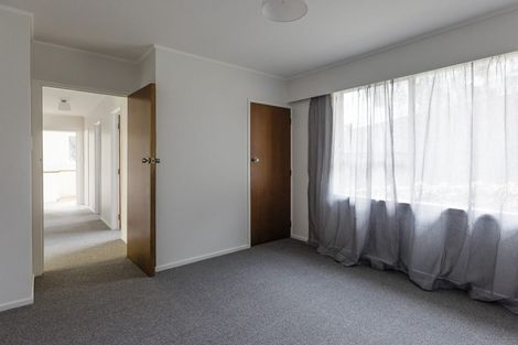 Photo of property in 18 Captain Scott Road, Glen Eden, Auckland, 0602
