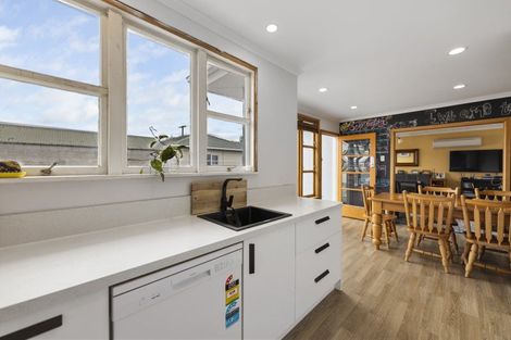 Photo of property in 29 Stirling Street, Kakanui, Oamaru, 9495